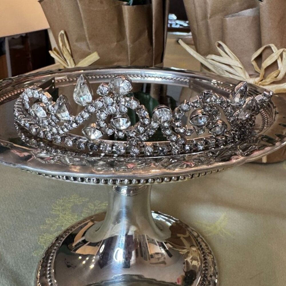 GORGEOUS antique Tiara Crown old rhinestones; must see - Picture 4 of 6